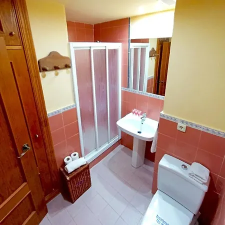 Plaza Andalucia Edificio Enebro 4-6 Pax Апартаменты *