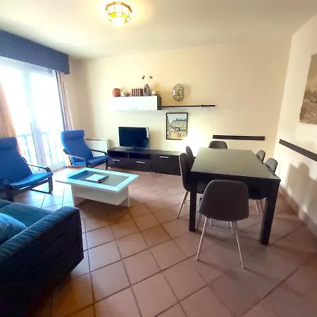 Plaza Andalucia Edificio Enebro 4-6 Pax * Sierra Nevada