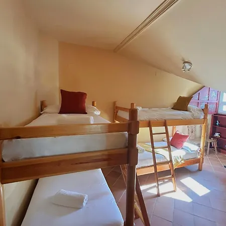 Plaza Andalucia Edificio Enebro 4-6 Pax 塞拉内华达