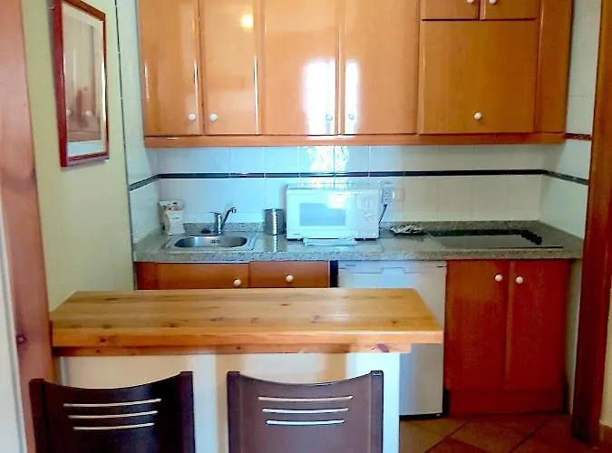 Plaza Andalucia Edificio Enebro 4-6 Pax *