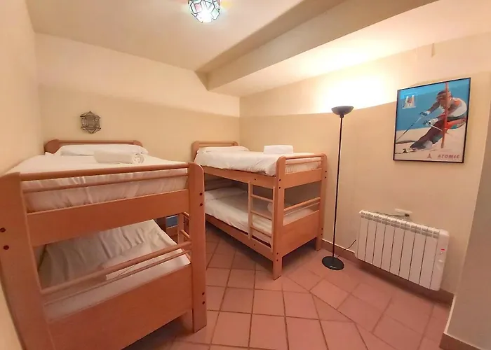 Plaza Andalucia Edificio Enebro 4-6 Pax * 塞拉内华达