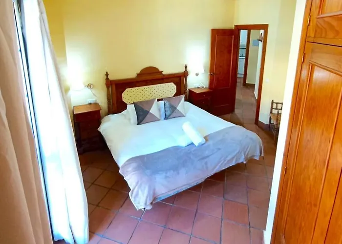 公寓 Plaza Andalucia Edificio Enebro 4-6 Pax *