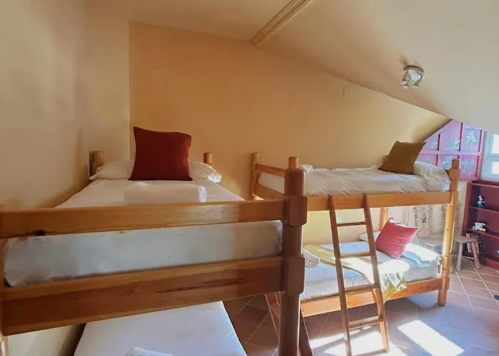 Plaza Andalucia Edificio Enebro 4-6 Pax 塞拉内华达